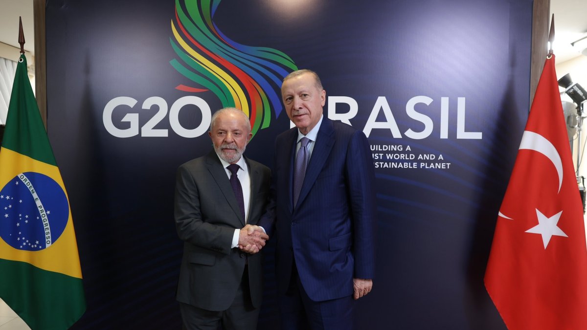 Erdoğan, Lula discuss Gaza crisis, vow closer Türkiye–Brazil coop.