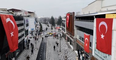 Turkish flags adorn the facades of buildings in Düzce, northern Türkiye, Jan. 21, 2026. (İHA Photo)