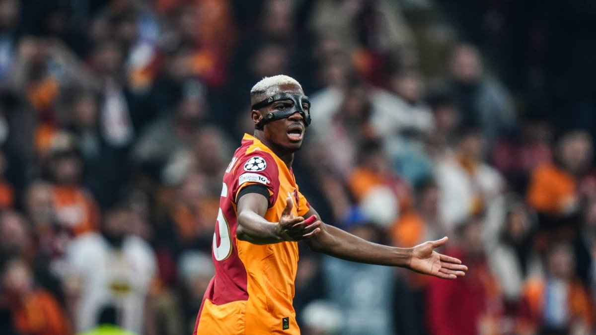 Victor Osimhen of Galatasaray reacts during the UEFA Champions League match between Galatasaray SK and Atletico Madrid, Istanbul, Türkiye, Jan. 21, 2026. (EPA Photo)