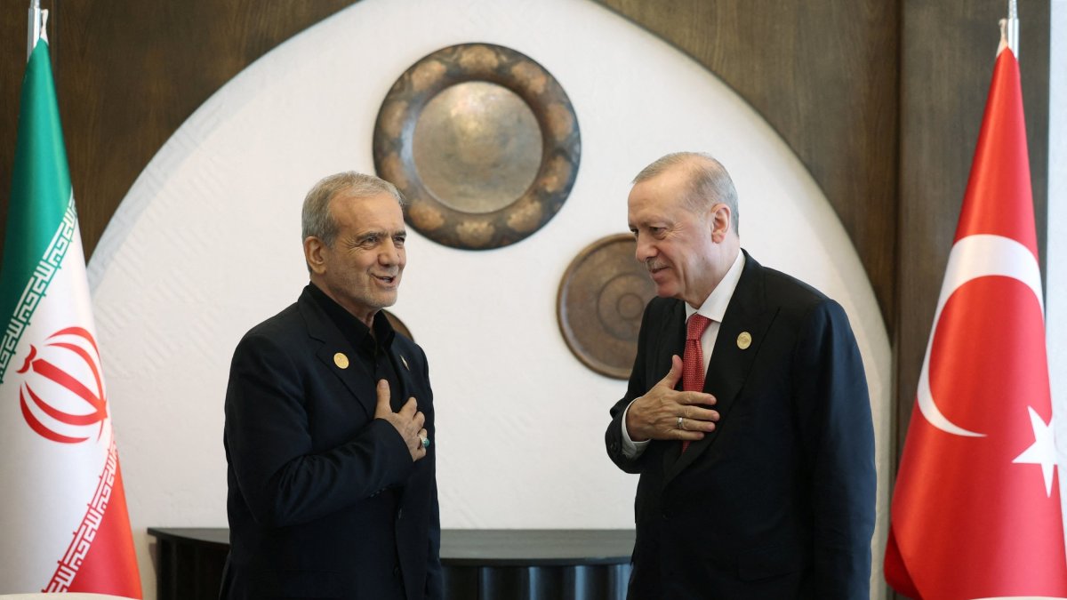 President Tayyip Erdoğan meets with Iranian President Masoud Pezeshkian on the sidelines of the 17th Summit of the Economic Cooperation Organization (ECO) member states, in Khankendi, Azerbaijan, July 4, 2025. (Presidential Press Office/Handout via Reuters, File Photo)