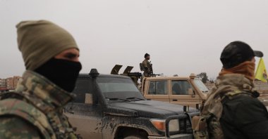 SDF terrorists take positions in the areas near the prison in Hassakeh, Jan. 22, 2026. (AFP Photo)
