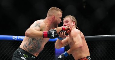 Justin Gaethje (red gloves) fights Paddy Pimblett during UFC 324 at T-Mobile Arena, Las Vegas, Nevada, U.S., Jan 24, 2026. (Imagn Images Photo via Reuters)
