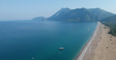 An aerial view of Çıralı Beach meeting the Mediterranean Sea, Çıralı, Antalya, Türkiye, 2019. (Courtesy of Paolo Guglielmi)