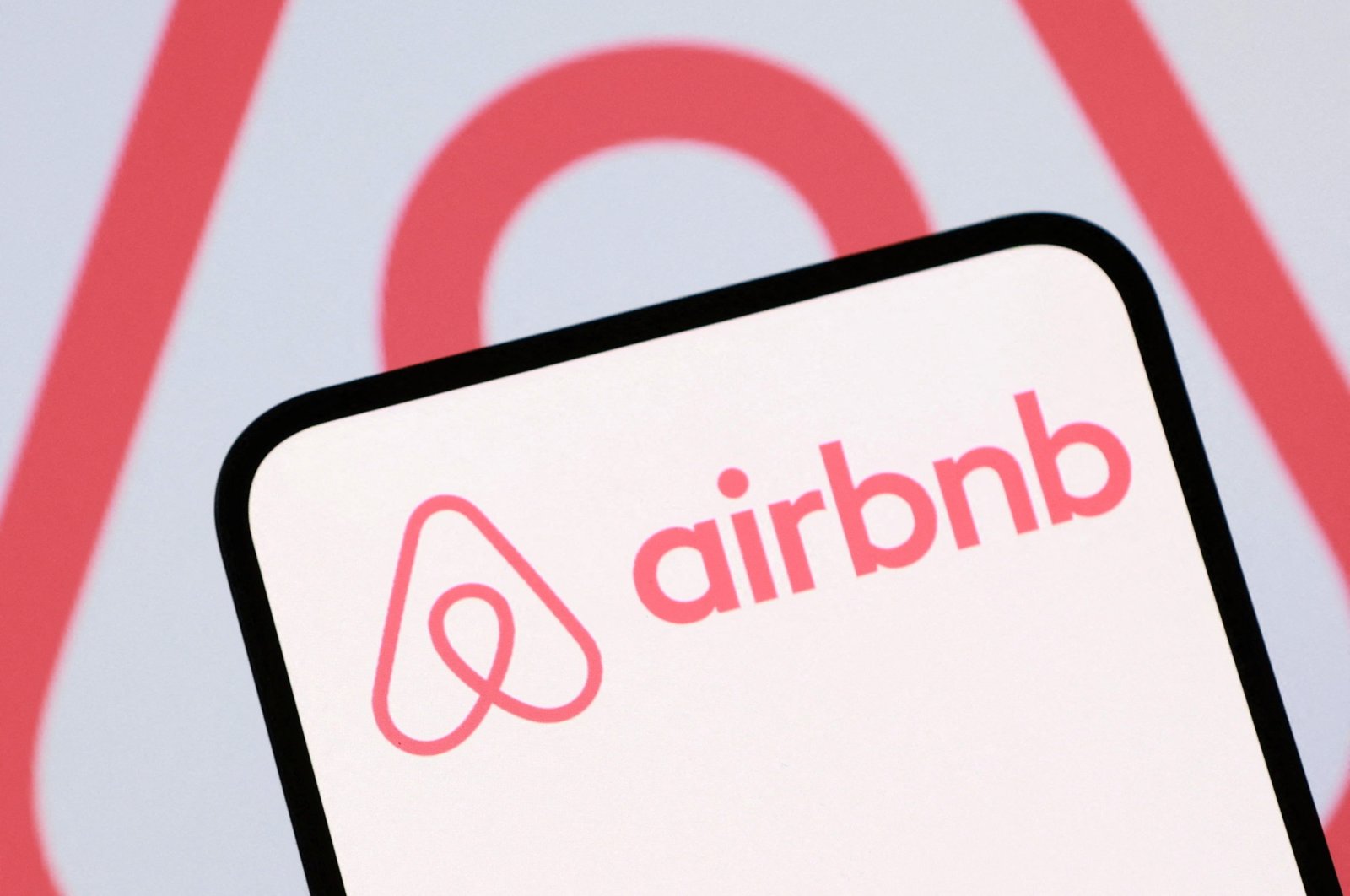 Top Turkish tourism body files lawsuit seeking ban on Airbnb, Expedia |  Daily Sabah