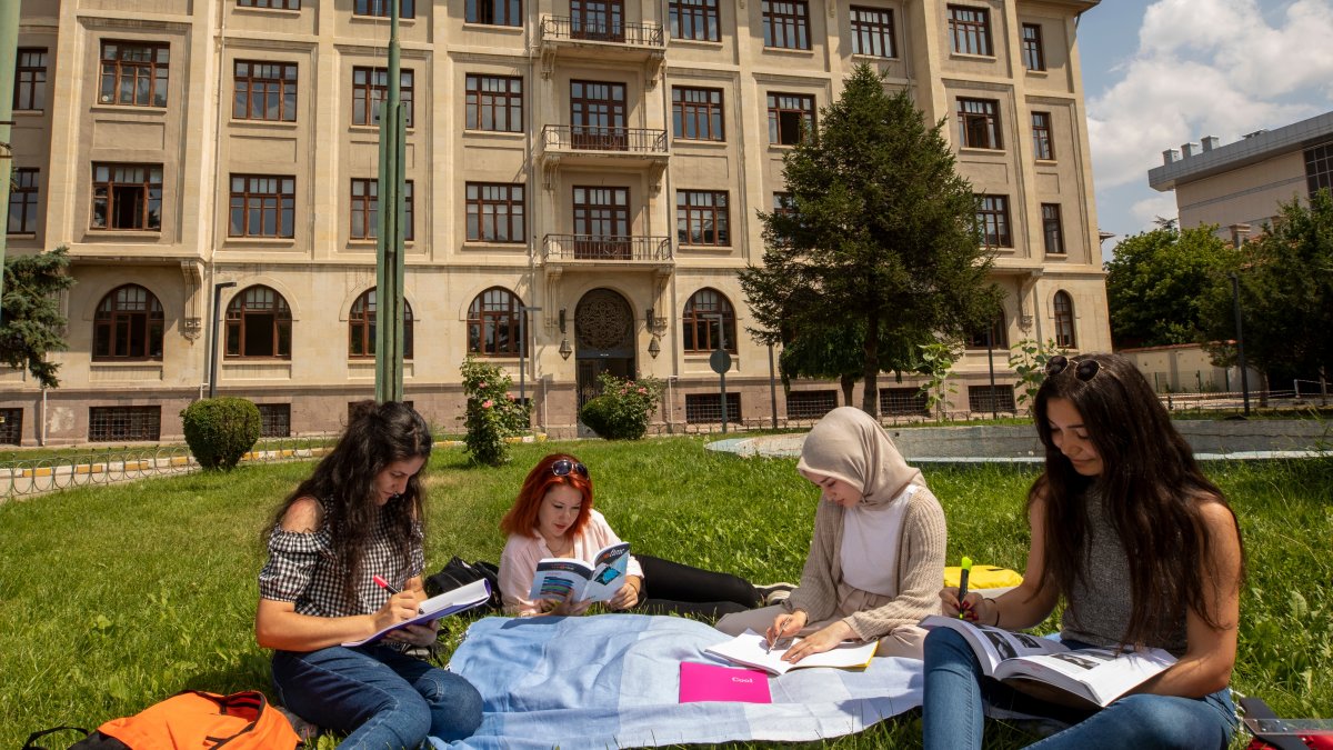 International students choose Türkiye for quality, culture