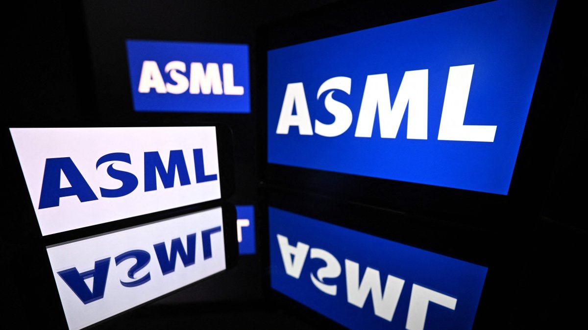 ASML posts bumper profits, but to slash around 1,700 jobs
