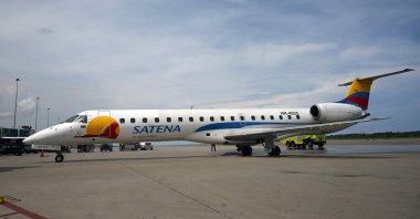 A Satena Airlines aircraft covering the route Bogota-Caracas is pictured upon arrival at Simon Bolivar International Airport in Maiquetia, La Guaira State, Venezuela, Nov. 9, 2022. (AFP Photo)