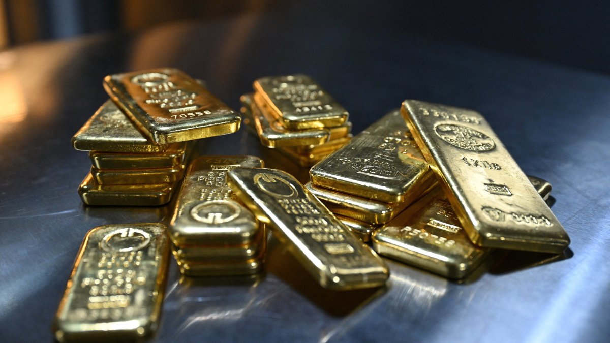 Gold bars of various values are stored in a safe deposit room in Munich, Germany, Jan. 28, 2026. (Reuters Photo)