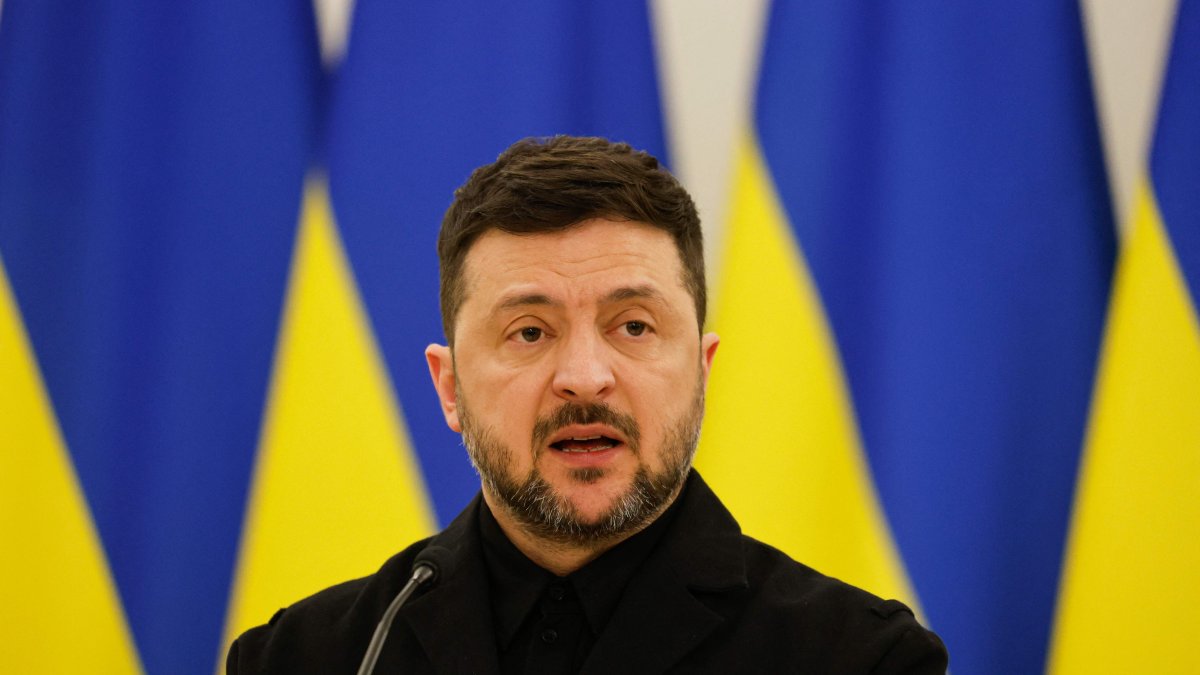 Ukraine's President Volodymyr Zelenskyy speaks during a joint press conference with Lithuania's President and Poland's President, in Vilnius, Jan. 25, 2026. (AFP Photo)