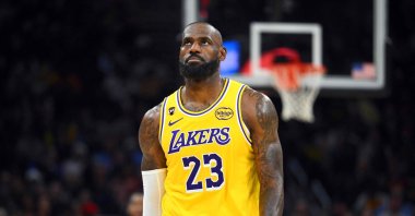 Los Angeles Lakers' LeBron James reacts during the fourth quarter against the Cleveland Cavaliers at Rocket Arena, Cleveland, U.S., Jan. 28, 2026. (AFP Photo)