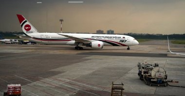 A Boeing 787 aircraft belonging to the Biman Bangladesh Airlines prepares to take off, at the Hazrat Shahjalal International Airport in Dhaka, Bangladesh, Aug. 23, 2022. (AFP File Photo)