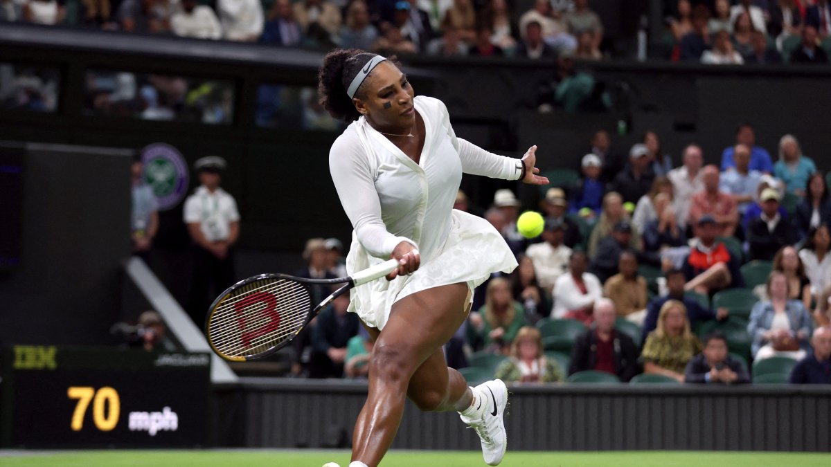 Serena Williams of the U.S. in action during her first-round match at Wimbledon against France's Harmony Tan at All England Lawn Tennis and Croquet Club, London, U.K., June 28, 2022. (Reuters Photo)