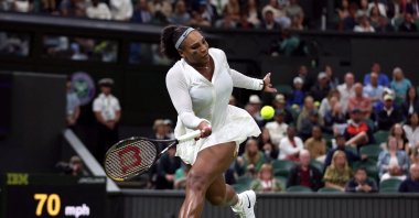 Serena Williams of the U.S. in action during her first-round match at Wimbledon against France's Harmony Tan at All England Lawn Tennis and Croquet Club, London, U.K., June 28, 2022. (Reuters Photo)