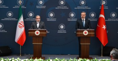 Foreign Minister Hakan Fidan and Iranian Foreign Minister Abbas Araqchi (L) hold a press conference following their meeting, Istanbul, Türkiye, Jan. 30, 2026. (AA Photo)