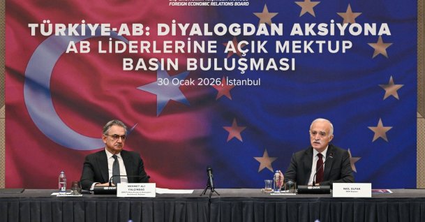 Foreign Economic Relations Board (DEIK) President Nail Olpak (R) and Mehmet Ali Yalçındağ, coordinator chair of DEIK Türkiye-Europe Business Councils, speak during a press conference, Istanbul, Türkiye, Jan. 30, 2026. (AA Photo)
