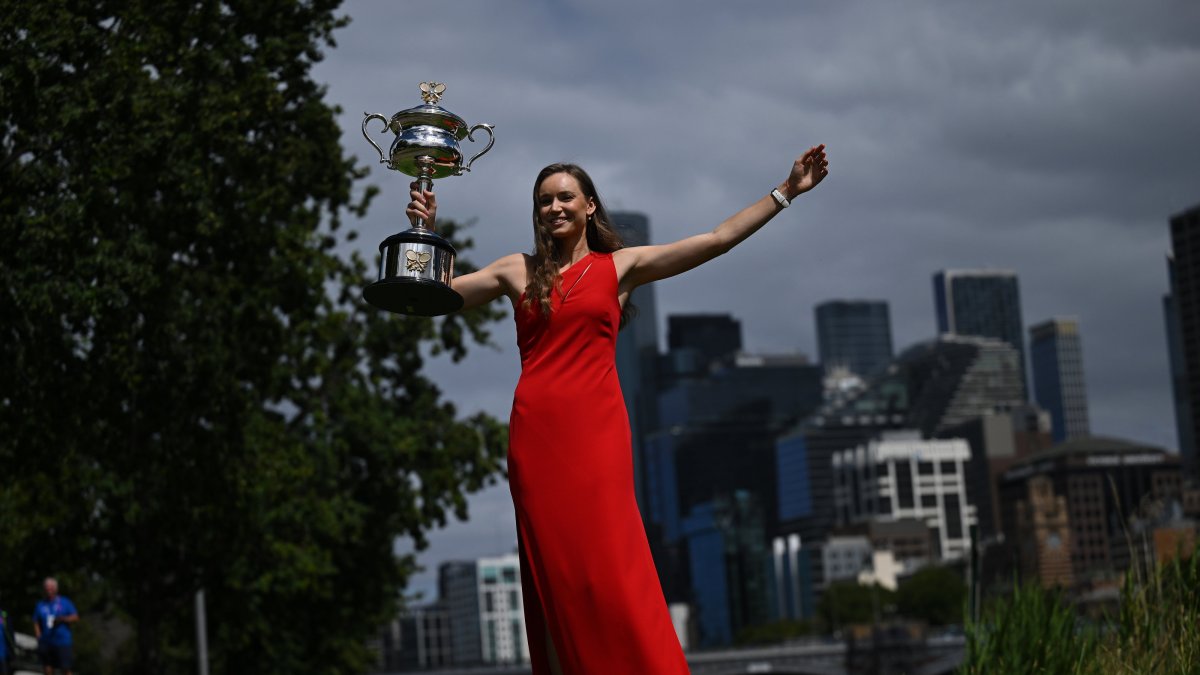 Elena Rybakina of Kazakhstan poses for a photo with the Australian Open women’s singles trophy, in Melbourne, Australia, Feb. 1, 2026. (EPA Photo)