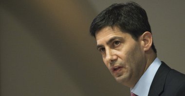 Kevin Warsh speaks during a press conference announcing the publication of the Warsh Report at the Bank of England, London, U.K., Dec. 11, 2014. (EPA Photo)