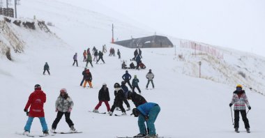 People ski on the slopes of Palandöken Ski Resort, Erzurum, Türkiye, Feb. 1, 2026. (AA Photo)