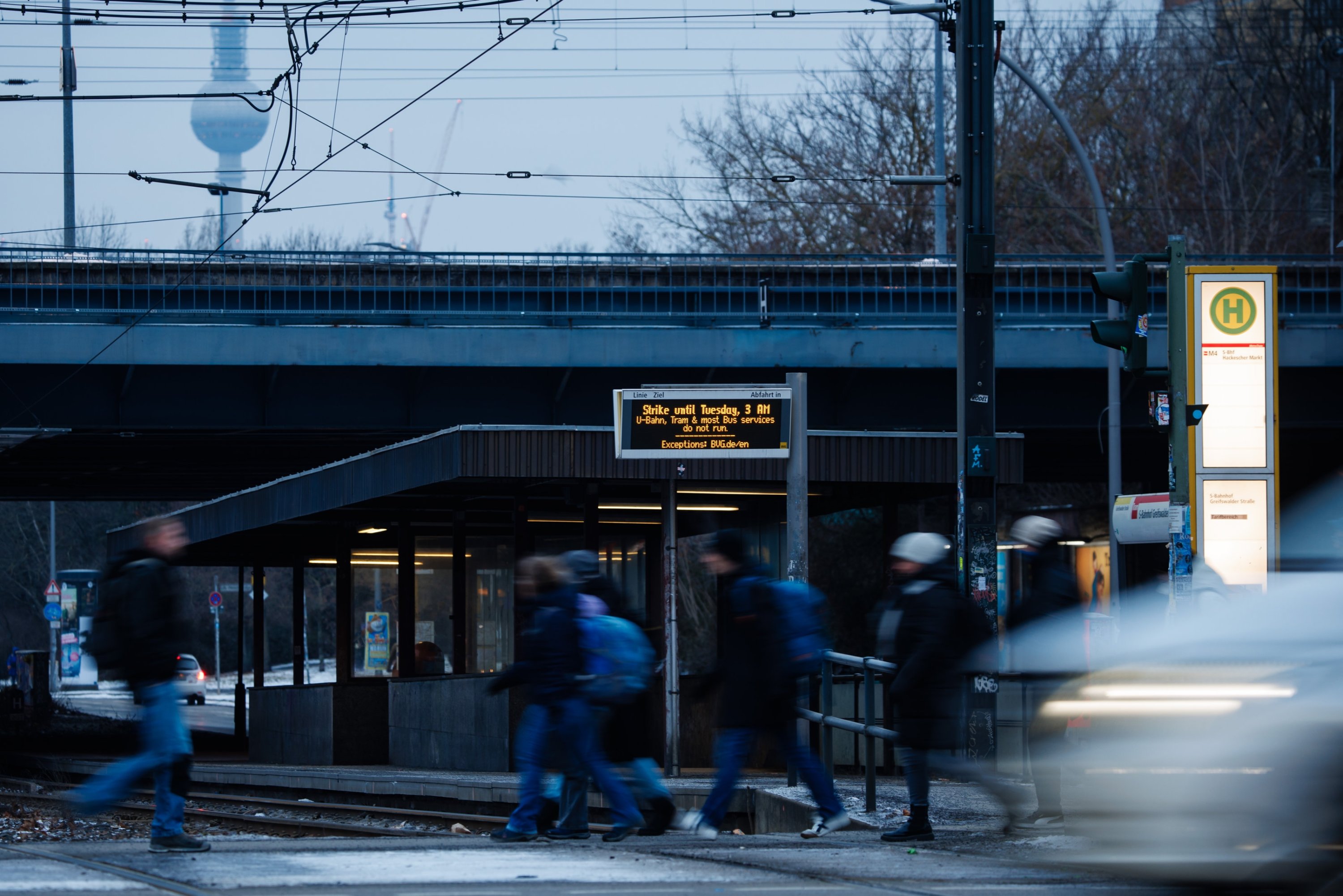 Germany paralyzed as tens of thousands of transport workers walk off job