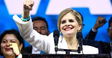 Presidential candidate Laura Fernandez of the Sovereign People's Party (PPSO) reacts onstage as she leads the general election, in San Jose, Costa Rica, Feb. 1, 2026. (Reuters Photo)