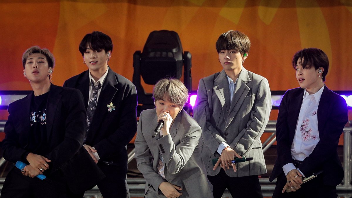 Members of K-Pop band BTS perform on ABC's Good Morning America show, Central Park, New York City, U.S., May 15, 2019. (Reuters File Photo)