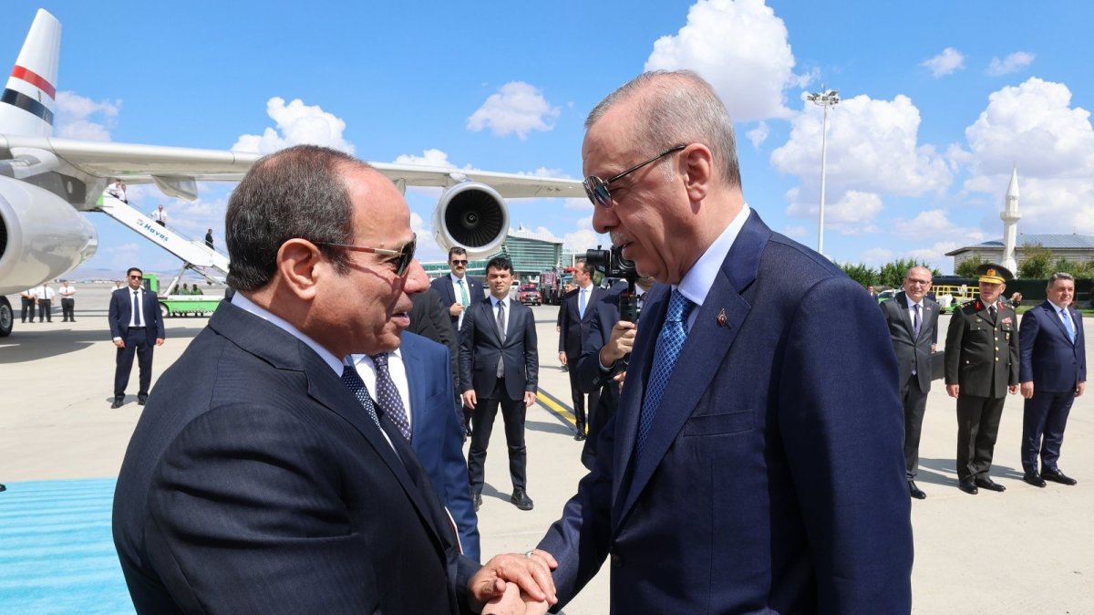 Erdoğan heads to Egypt to bolster regional diplomacy, cooperation