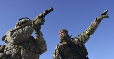 Ukrainian servicemen are seen during a training in the Zaporizhzhia region, Ukraine, Jan. 26, 2026. (EPA Photo)