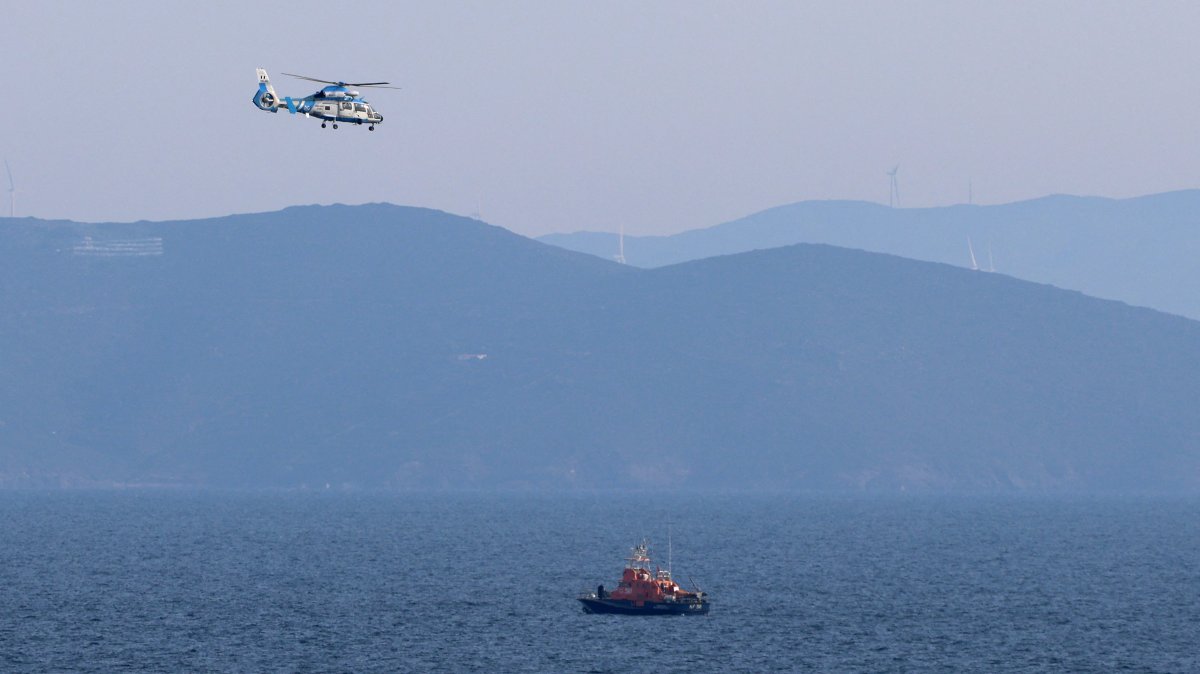 15 dead when migrant, coast guard boats collide off Greece's Chios