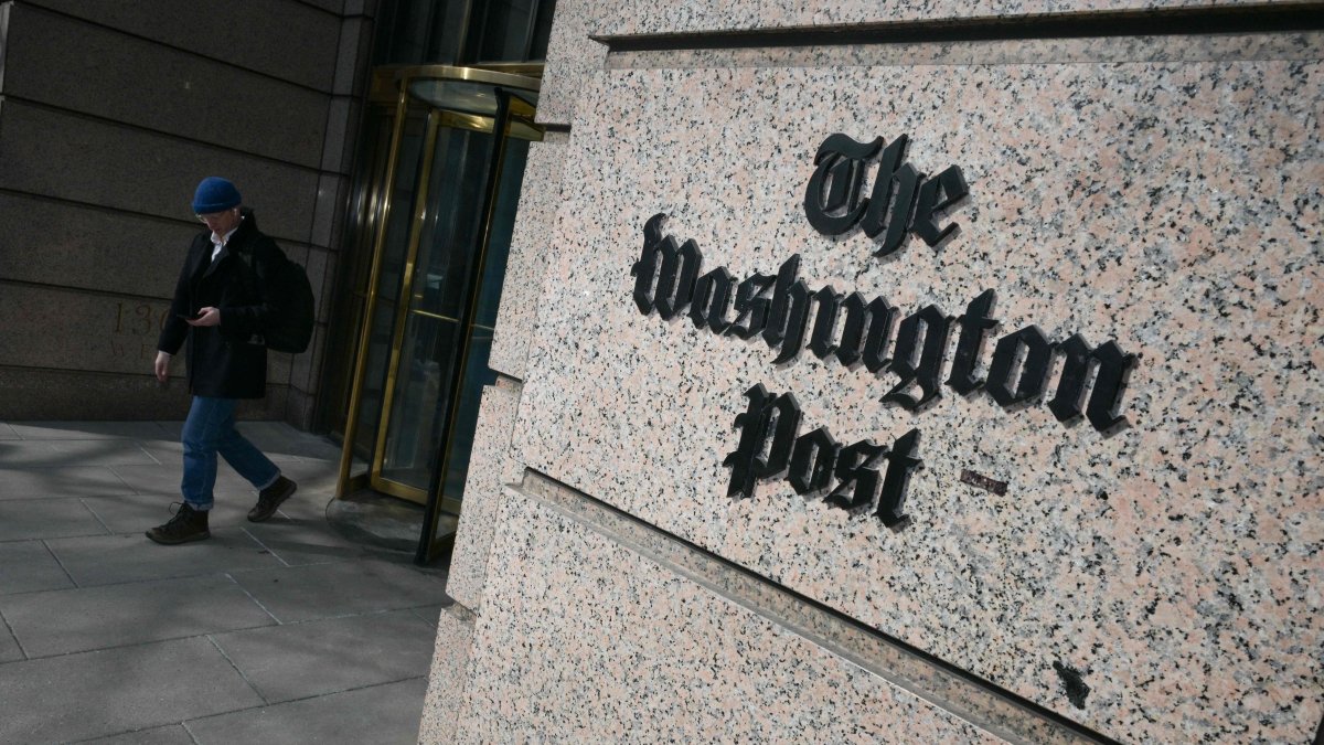 A man exits the Washington Post office building in Washington, U.S., Feb. 4, 2026. (AFP Photo)