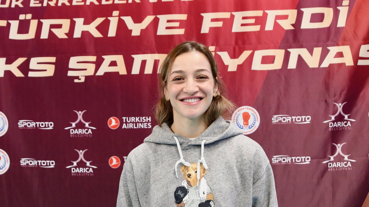 World and European champion Buse Naz Çakıroğlu poses in the ring as she sets her sights on LA 2028, aiming to turn her Olympic silver into gold and complete her medal collection, Kocaeli, Türkiye, Feb. 1, 2026. (AA Photo)