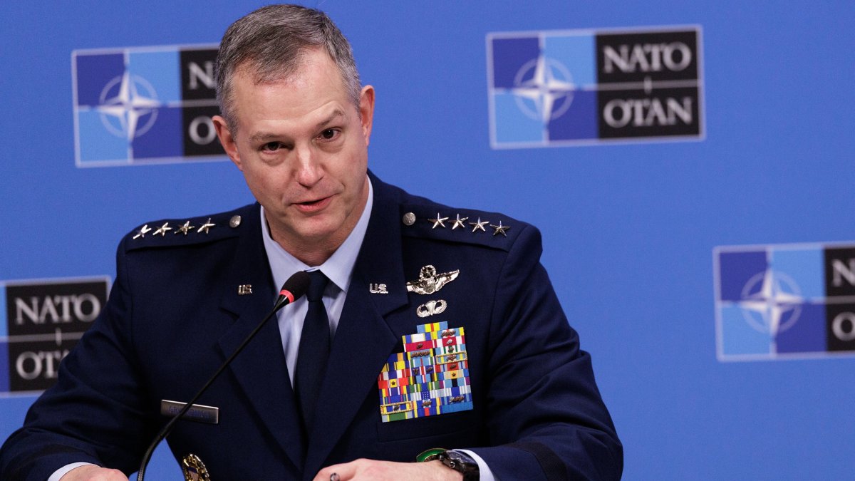 US, Russia agree to restart military dialogue after Ukraine talks