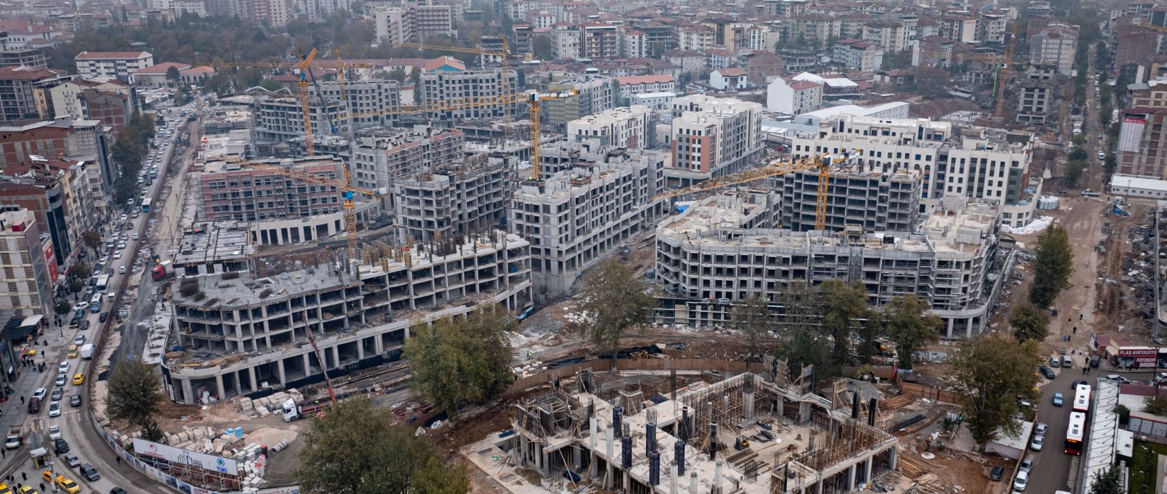 An aerial view of the Malatya Ikizce construction site, where intensive rebuilding efforts continue to provide permanent housing for earthquake survivors, Malatya, Türkiye, Nov. 21, 2025. (AA Photo)