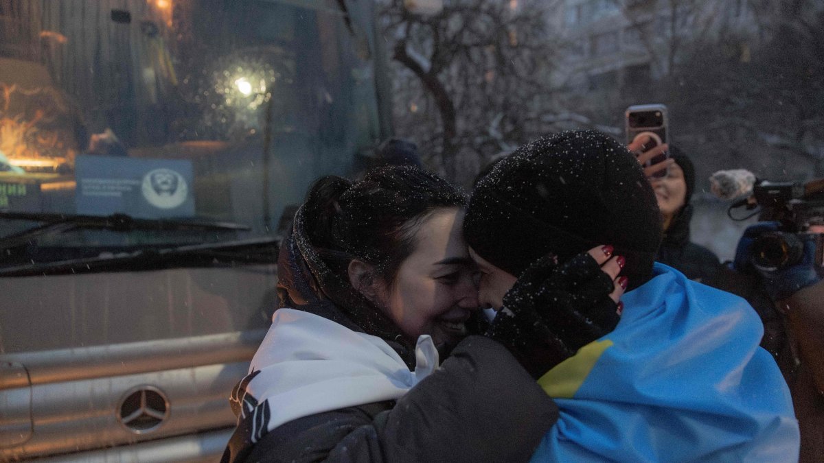 Ukraine-Russia talks yield prisoner swap, little movement on peace