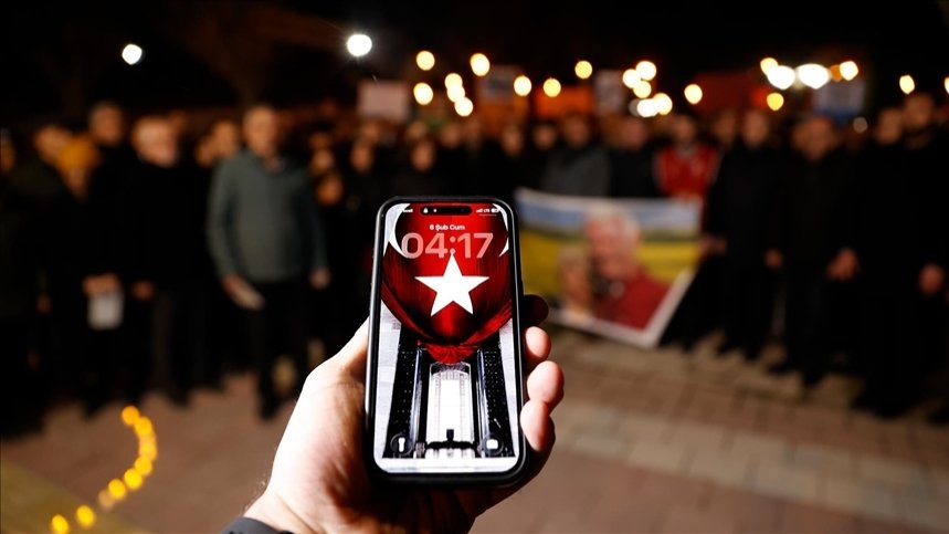 Silent marches, prayers mark quake anniversary across Türkiye