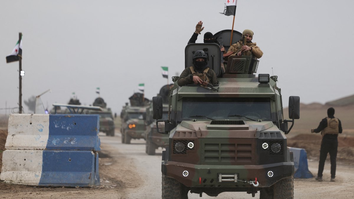 Internal security forces affiliated with the Syrian government prepare to enter the city of Qamishli in northeastern Syria, in Tell Brak, near Hassakeh, Feb. 3, 2026. (Reuters Photo)