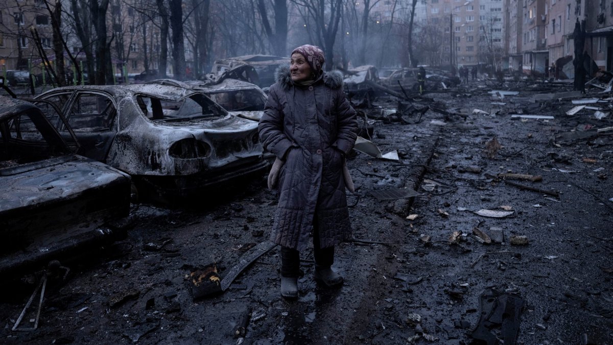 A resident stands at the site of apartment buildings hit by a Russian airstrike, in Kramatorsk in the Donetsk region, Ukraine, Feb. 8, 2026. (Reuters Photo)