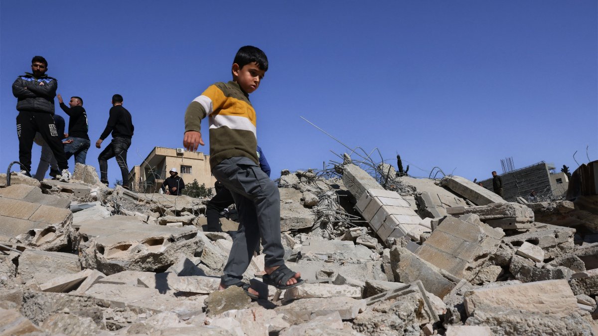 Israel takes steps to tighten West Bank grip, make land grab easier