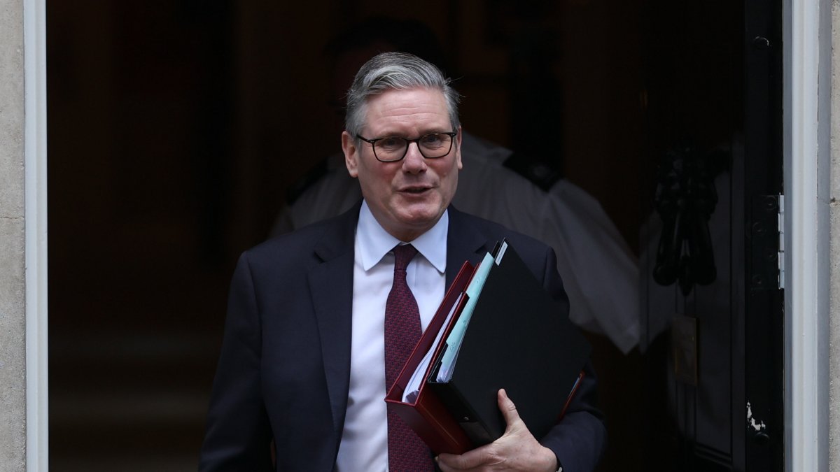 UK PM Starmer's govt in disarray over fallout from Epstein files