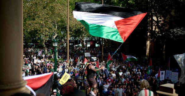 Pro-Palestinian protesters rally outside Sydney Town Hall against Israeli president's visit to Australia, in Sydney, Australia, Feb. 9, 2026. (EPA Photo)