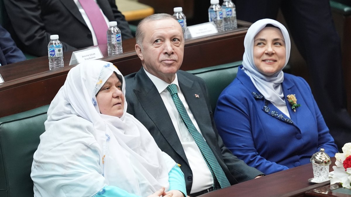 Mayor Zeynep Güneş (L) sits next to President Recep Tayyip Erdoğan at the parliamentary group meeting, Ankara, Türkiye, Feb. 11, 2026. (AA Photo)