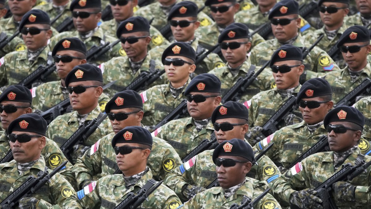 Indonesian troops march on the Champs-Elysees Avenue during the Bastille Day parade, Paris, France, July 14, 2025. (AP Photo)