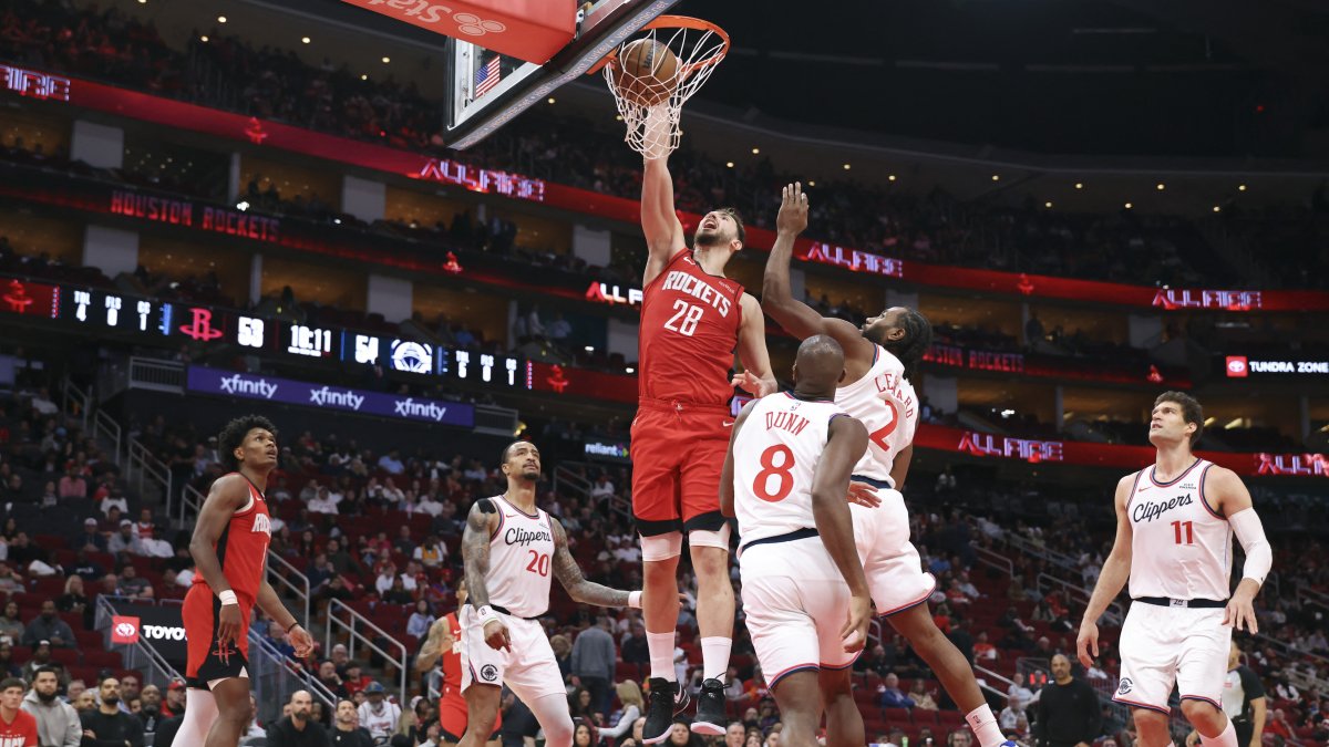 Durant, Şengün steer balanced Houston Rockets past LA Clippers