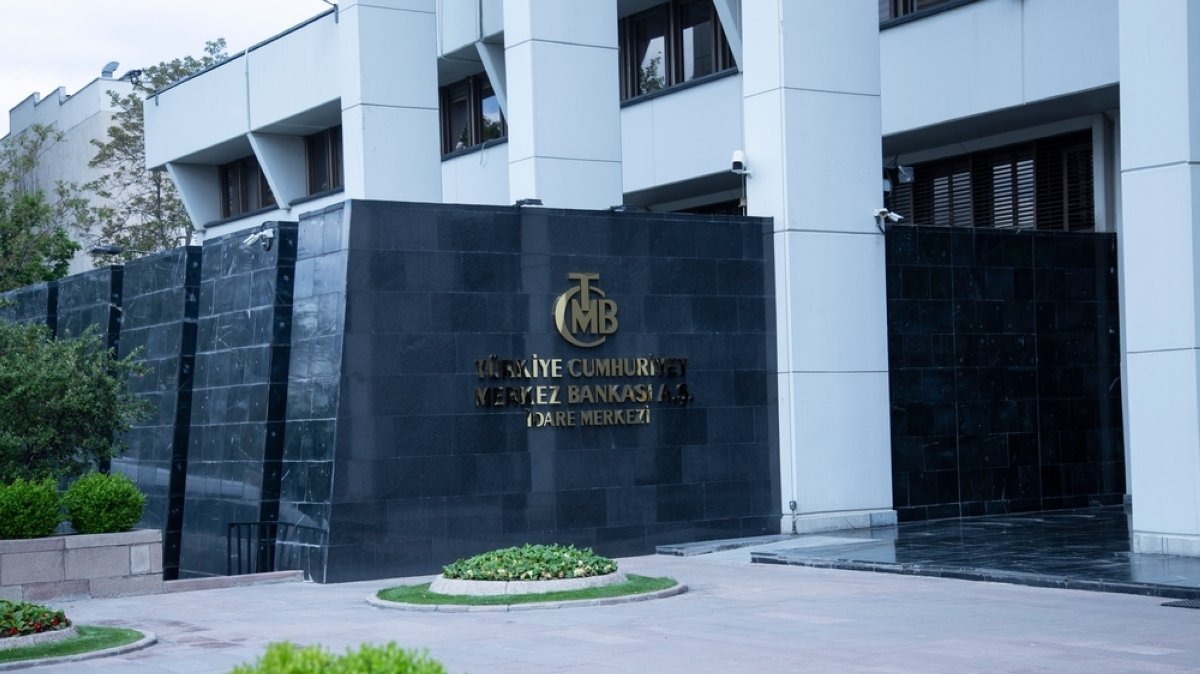 Turkish central bank updates inflation forecast range, vows tight stance