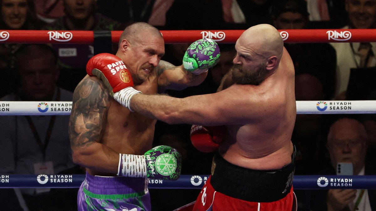 Tyson Fury in action against Oleksandr Usyk during the heavyweight world title bout at Kingdom Arena, Riyadh, Saudi Arabia, Dec. 22, 2024. (Reuters Photo)