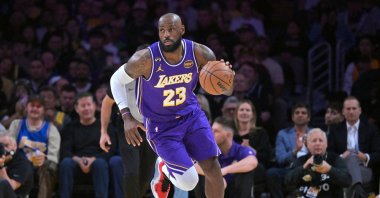 Los Angeles Lakers forward LeBron James handles the ball during the first half against the Dallas Mavericks at Crypto.com Arena in Los Angeles, U.S., Feb. 12, 2026. (Reuters Photo)