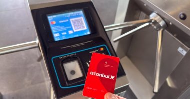 A passenger scans an Istanbulkart at a metro turnstile, Istanbul, Türkiye, Aug. 27, 2025. (Shutterstock Photo)