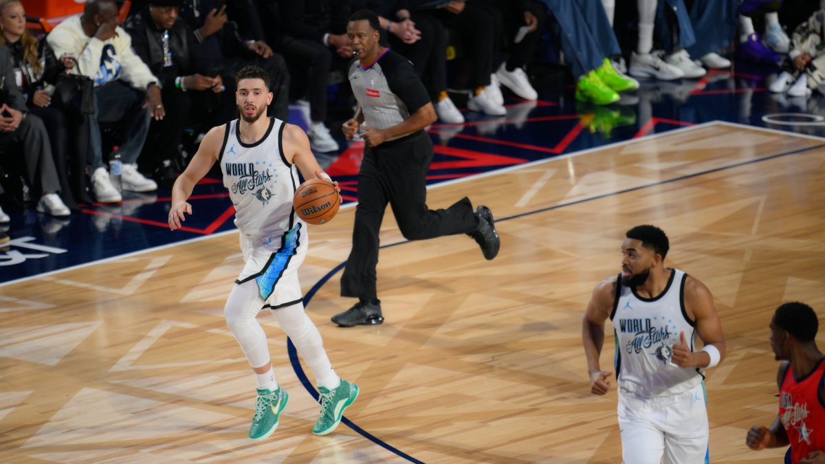 World Team players Alperen Şengün (L) and Karl-Anthony Towns contest a play during the 2026 NBA All-Star Game between USA Stars and World teams at Intuit Dome, Inglewood, California, U.S., Feb. 15, 2026. (AA Photo)
