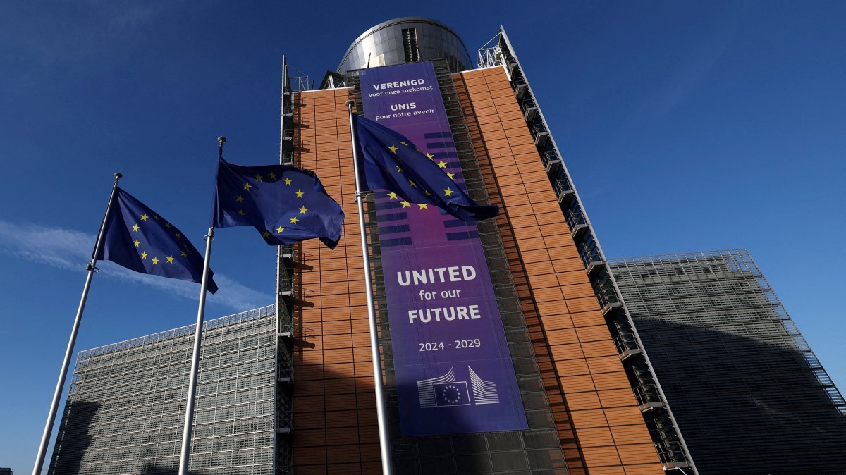 European Union flags flutter outside the European Commission headquarters, Brussels, Belgium, Dec. 15, 2025. (Reuters Photo)