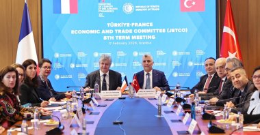 Trade Minister Ömer Bolat (C-R) and French Foreign Trade and Economic Attractiveness Minister Delegate Nicolas Forissier (C-L) chair the Türkiye-France Joint Economic and Trade Committee (JETCO) meeting, Istanbul, Türkiye, Feb. 17, 2026. (X photo: @omerbolatTR)