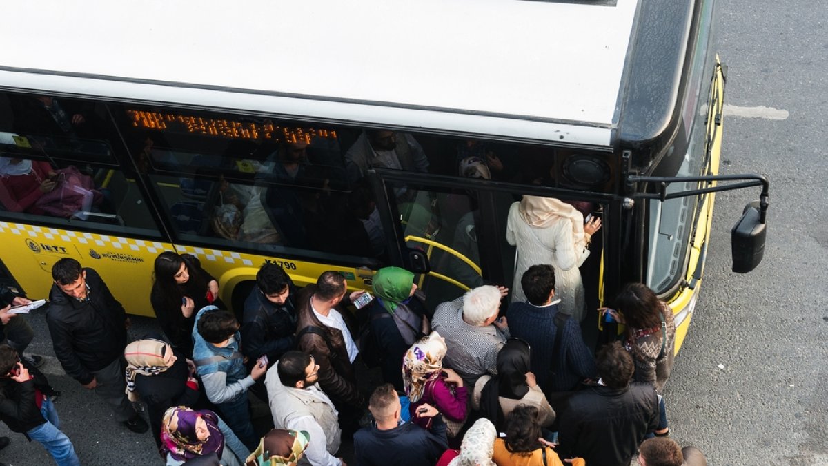 Turkish man logs over 3,000 free public bus trips in one year